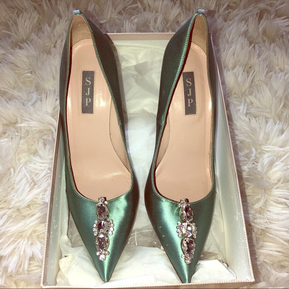 SJP Sarah Jessica Parker cocoon green satin pump